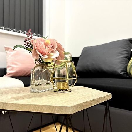 ברמינגהאם Spacious And Elegant Apartment מראה חיצוני תמונה